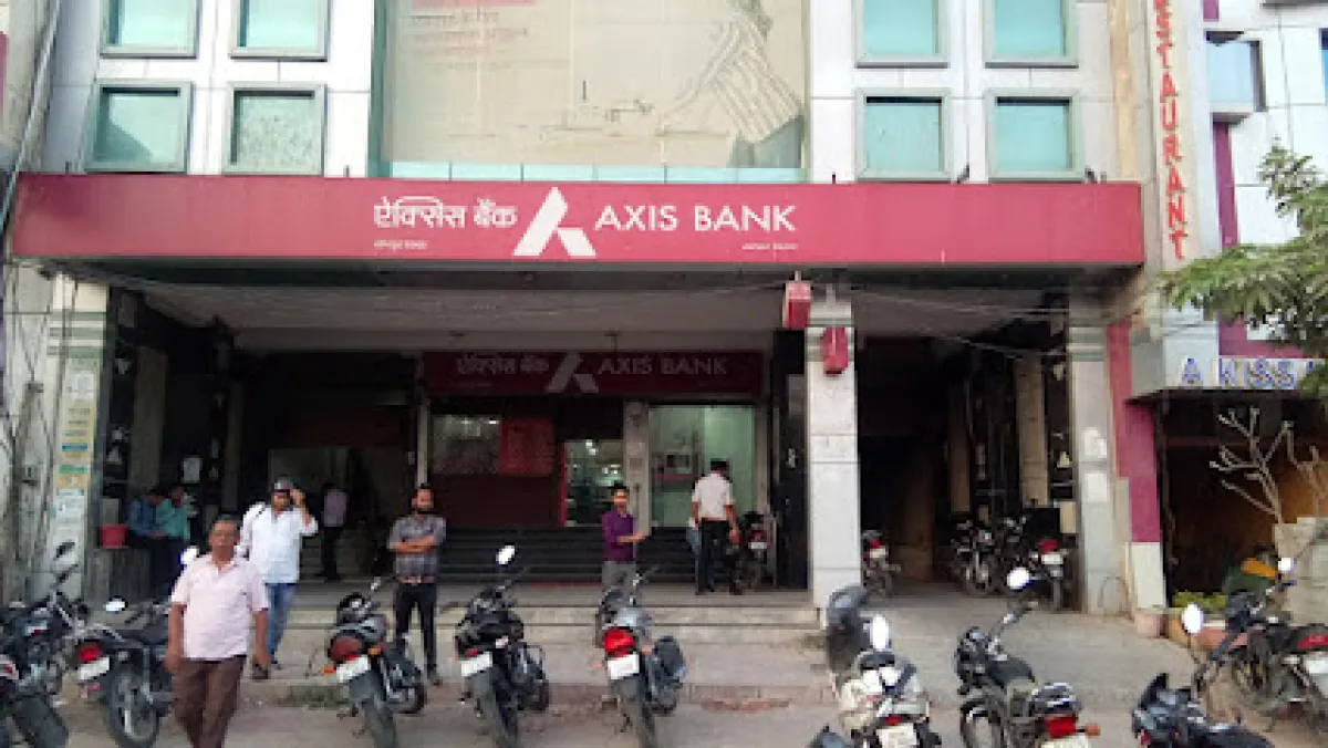 Axis Bank Branch, Sardarpura, Jodhpur, Rajasthan
