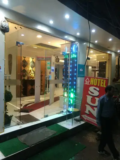 Hotel Sun International  Budget Hotel near New Delhi Railway Station