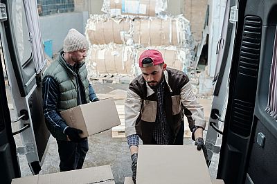 Yash Professional Packers & Movers, Ashok Vihar Phase 3, Gurugram — Packers And Movers in Gurugram