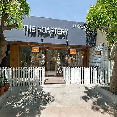 Roastery Coffee House Gomti Nagar Lucknow, Uttar Pradesh — Cafe in Lucknow