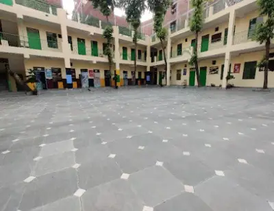 St. Giri School, New Delhi, Delhi