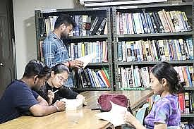 DAV College Library, Amritsar, Punjab — Library in Amritsar