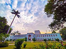Maulana Azad Library, Aligarh, Uttar Pradesh — Library in Aligarh