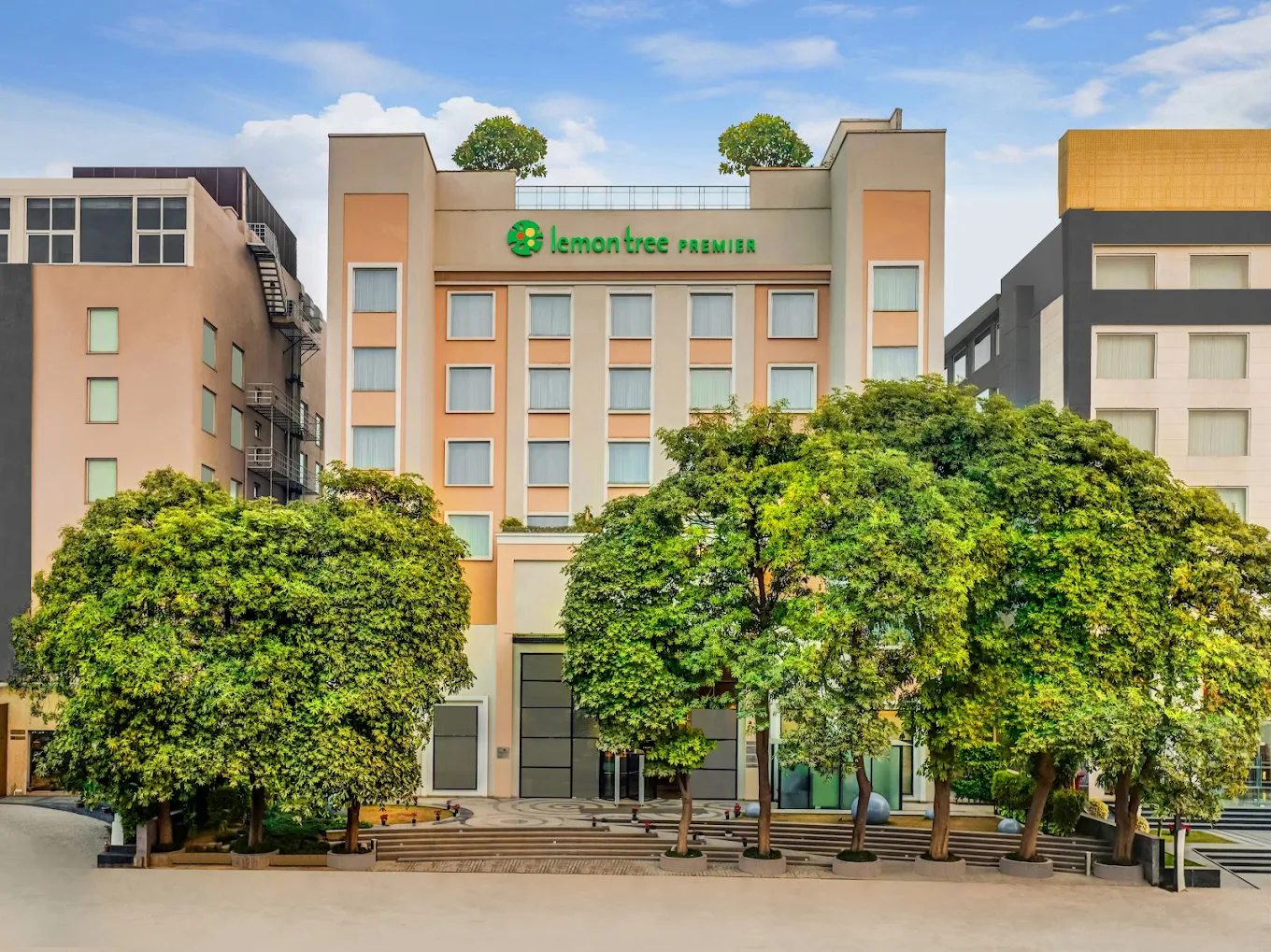 Lemon Tree Premier, City Center, Gurugram